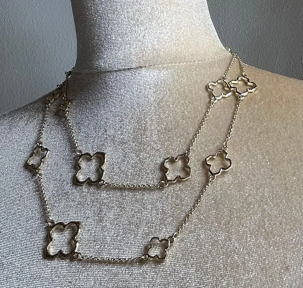 Clover leaf long gold tone necklace Silver - Image 8