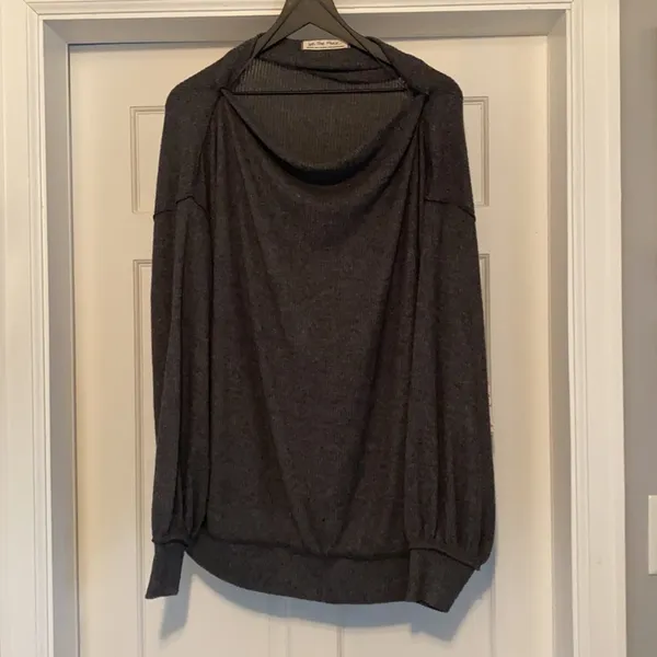 Free People NWT ‘Main Squeeze’ gray oversized cozy slouch top, size medium - Image 4