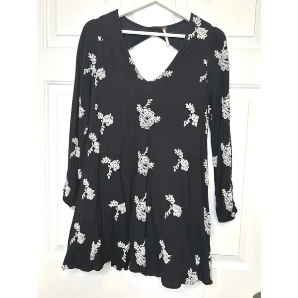 Free People Emma Austin Embroidered Floral‎ Mini Dress Small - Image 2