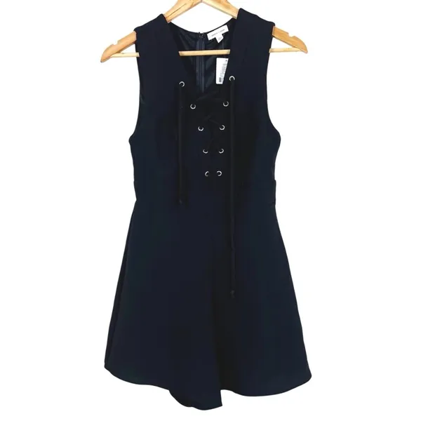 NWT Silence + Noise Goth Vampy‎ Romper Black Sleeveless Lace Up V-Neck Size 2 - Image 3