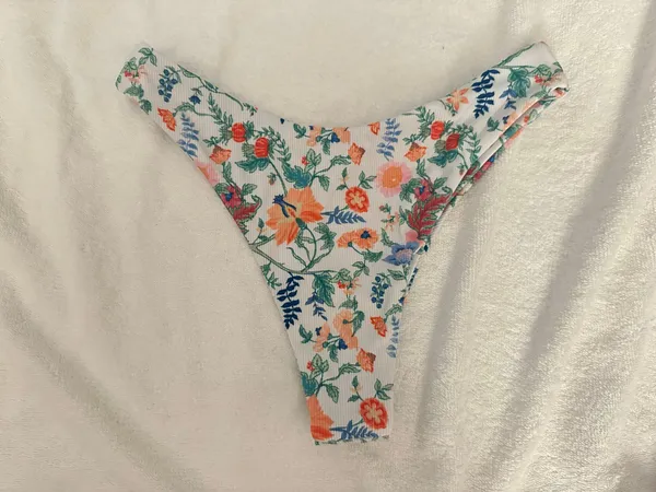 Bikini Multiple Size M - Image 4