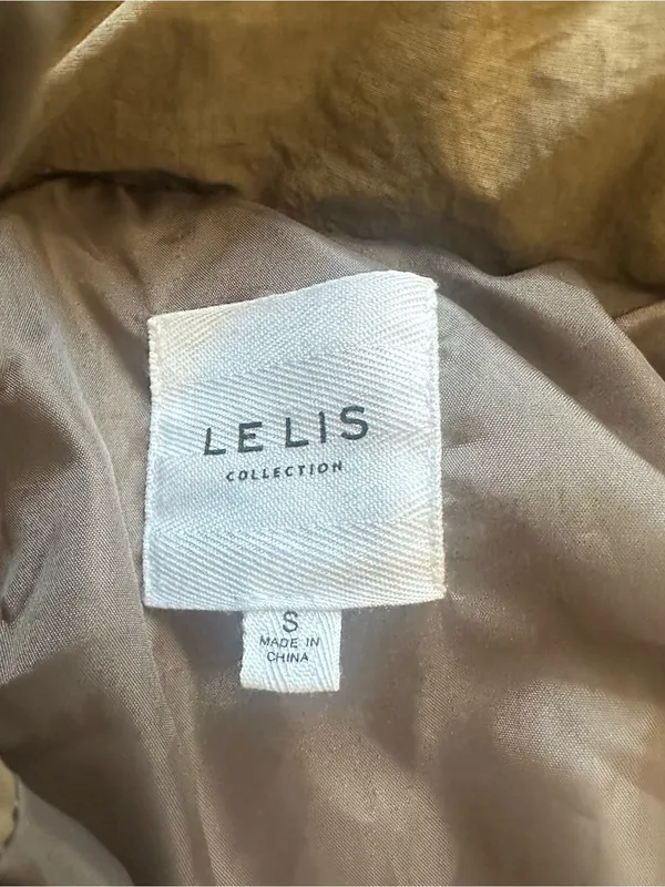 Le Lis Olive Green Quilted Puffer Jacket - Image 5