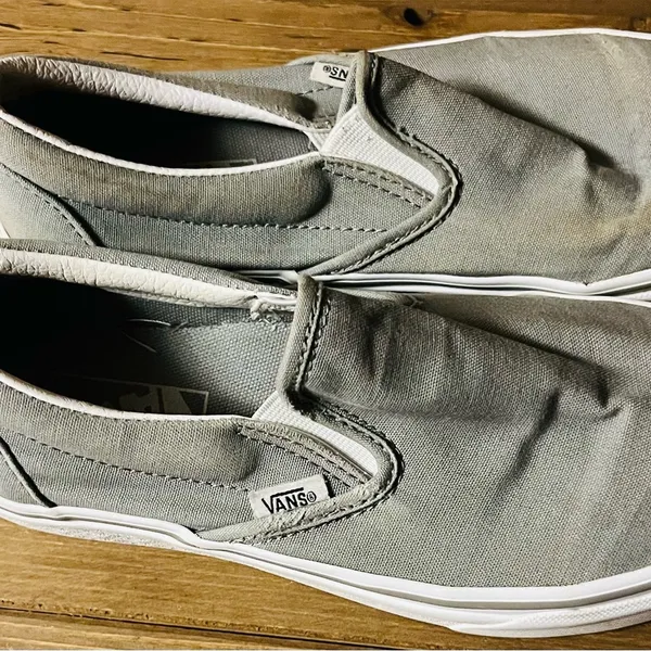 Vans grey slip on men's size 6 women's 7.5 - Image 5