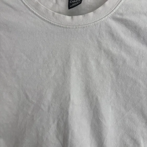 Dazy White Short Sleeve Cropped Baby Tee Slim Fit Crew Neck Size M - Image 5
