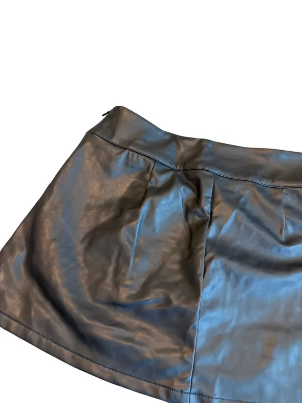 Wild Fable Black Vegan Leather Mini Skort Skirt w/ Shorts Classic Size XS Womens - Image 2