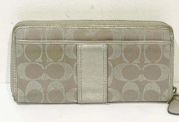 Coach Hampton Signature wallet Tri-Fold envelope Silver/Grey - Image 5