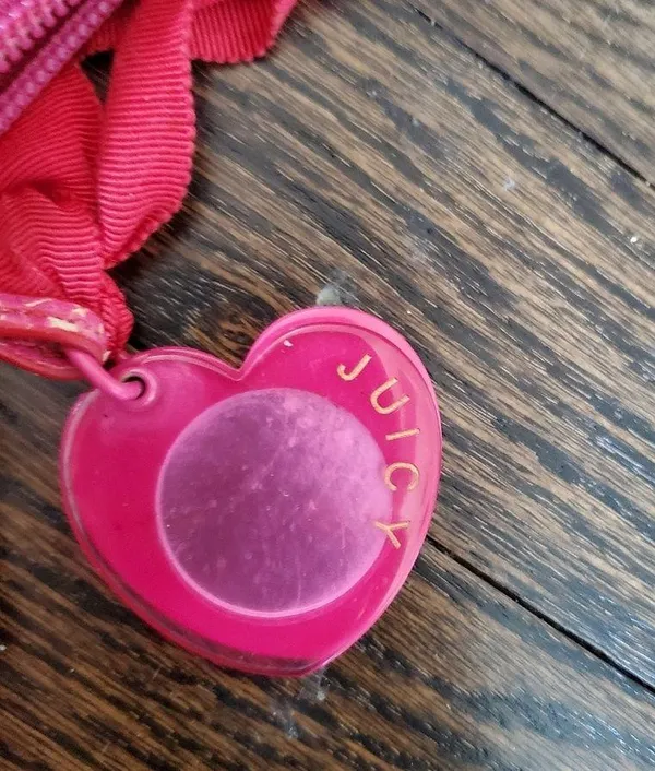 VINTAGE Juicy Couture Pink Wristlet - Image 9