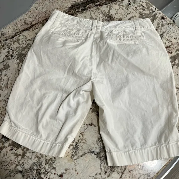 Women’s Ann Taylor White Bermuda Shorts Size 0 - Image 2