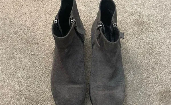 Costa Diva Gray Suede Ankle Zipper Booties Size 8 - Image 6