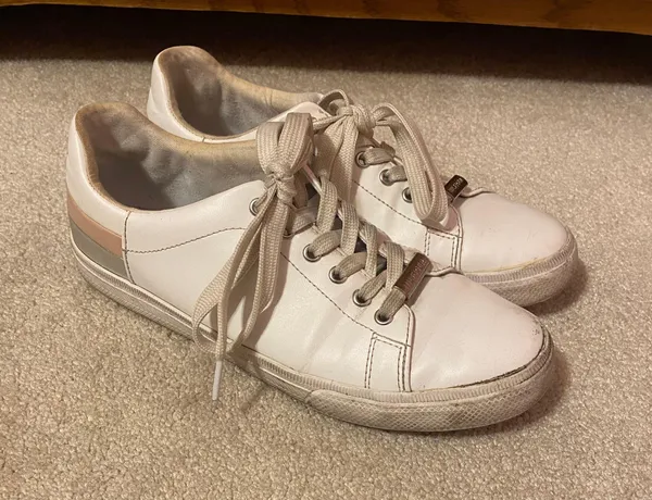 Tommy Hilfiger Sneakers - Image 4