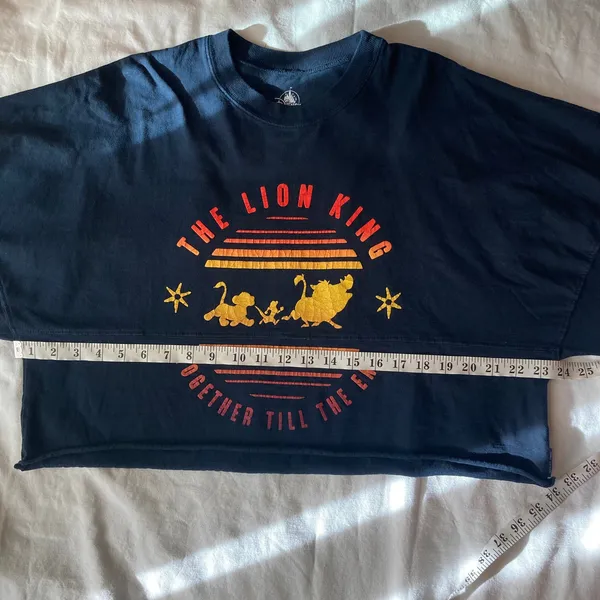 Disney The Lion King Hakuna Matata Dark Blue Cropped Spirit Jersey Size Medium - Image 8