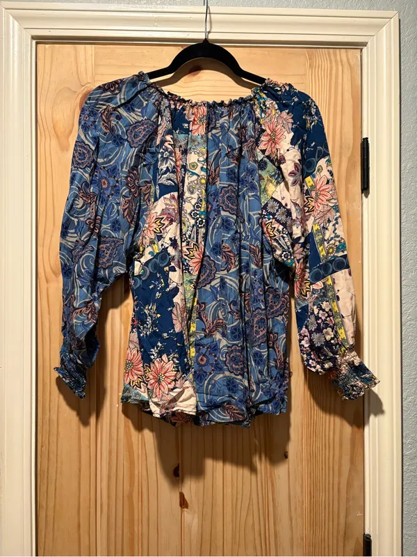 Gigio Blouse Womens Medium Blue Floral Paisley Patchwork Peasant Top TA2479 - Image 4