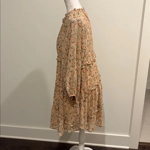 New With Tags Entro Ruffle Tiered Floral Print Dress Sz M - Image 3
