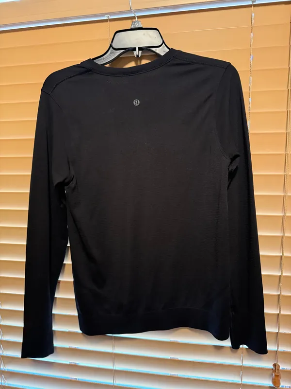 Lululemon Top Long Sleeve - Image 2