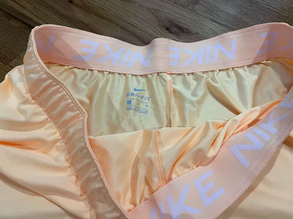 Nike Dri-Fit Shorts Running Women’s orange XL - Image 4