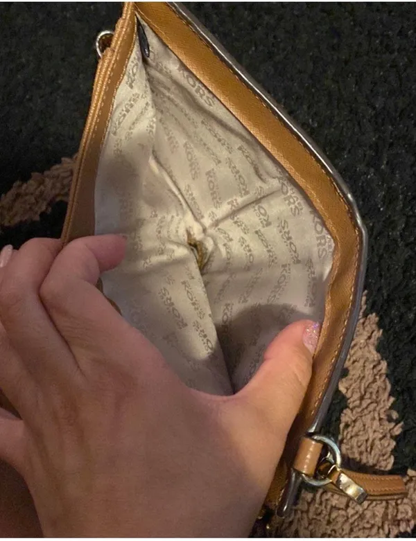 Michael Kors Bifold Wristlet - Image 6