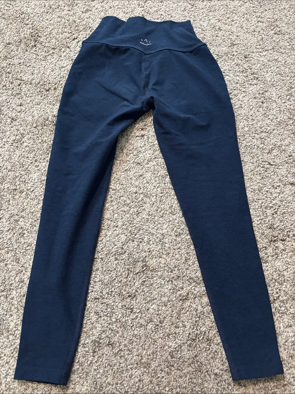 Beyond Yoga Leggings size XS - Image 4