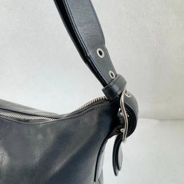 Coach Legacy Slim Duffle 9326 Black Leather Crossbody Shoulder Bag Vintage Y2K - Image 5