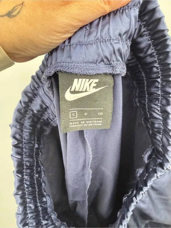 Nike Women's Air Satin Purple Indigo Track Pants Size Small - Image 4