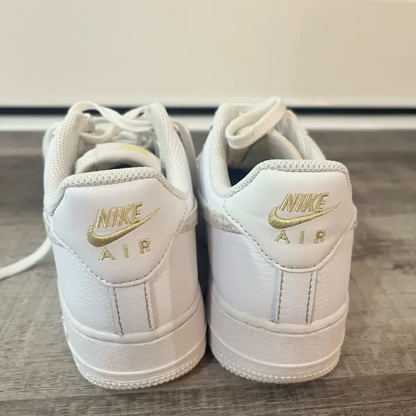 NIKE Women Air Force 1 ‘07 SE in White Sail Lemon Wash - Image 8