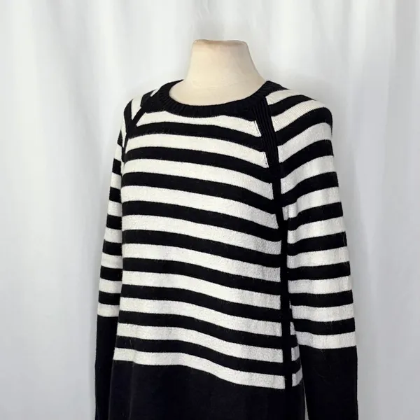 ANTHROPOLOGIE Rebekah Sweater Black White Stripe Tunic Pullover Knitwear Medium - Image 6