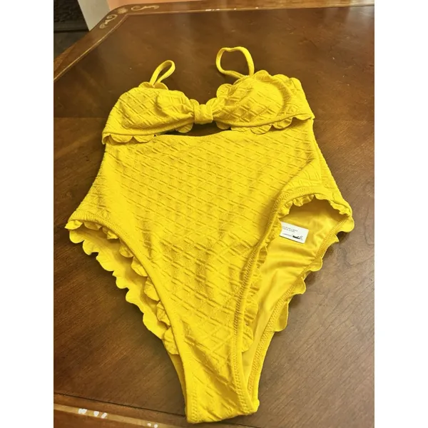 🧷 CUPSHE WOMEN'S ONE PIECE SWIMSUIT CUTOUT SCALLOP TRIM, XL, Yellow🆕 - Image 2