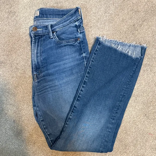 Mother Medium Wash Insider Crop Step Fray Jeans Size 26 - Image 9