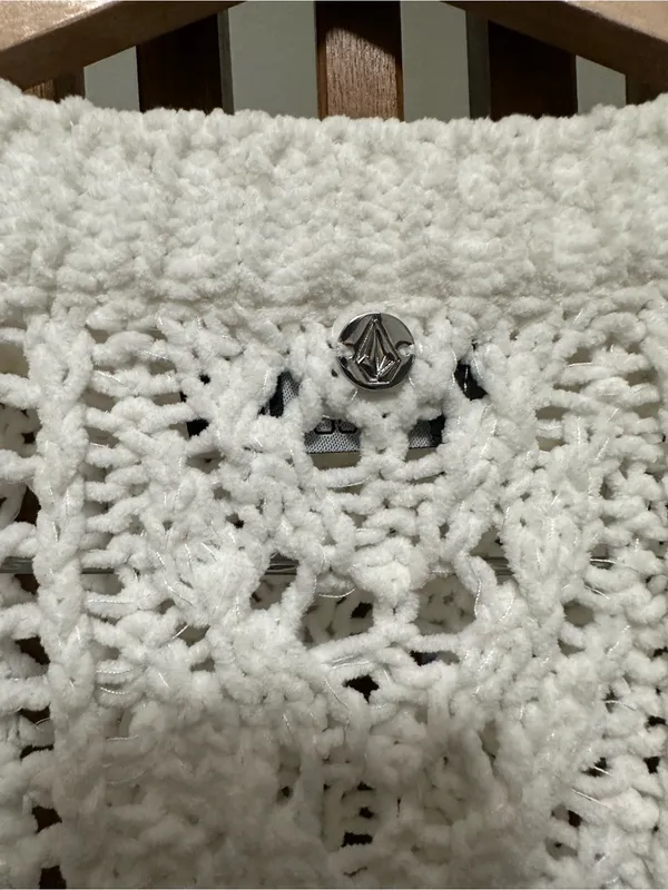 Volcom Cream Open Knit Crochet Pullover Sweater Small Beachy Coastal - Image 4