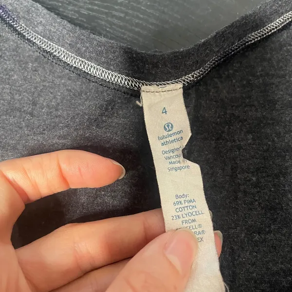 Lululemon‎ Love Tee Charcoal Grey Heather Pima Cotton Scoop Neck T-Shirt Size 4 - Image 2