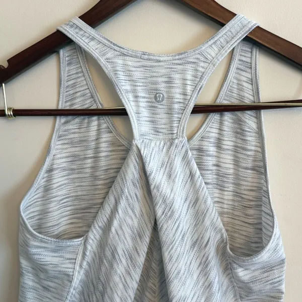 Lululemon Essentials Pleated Racerback Tank Top Sz 6 Tiger Space Dye Hail White‎ - Image 7