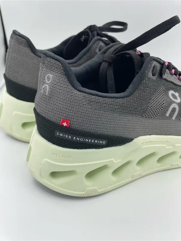 On Cloud Eclipse women’s running sneakers Size 8.5 gray/green Black - Image 6