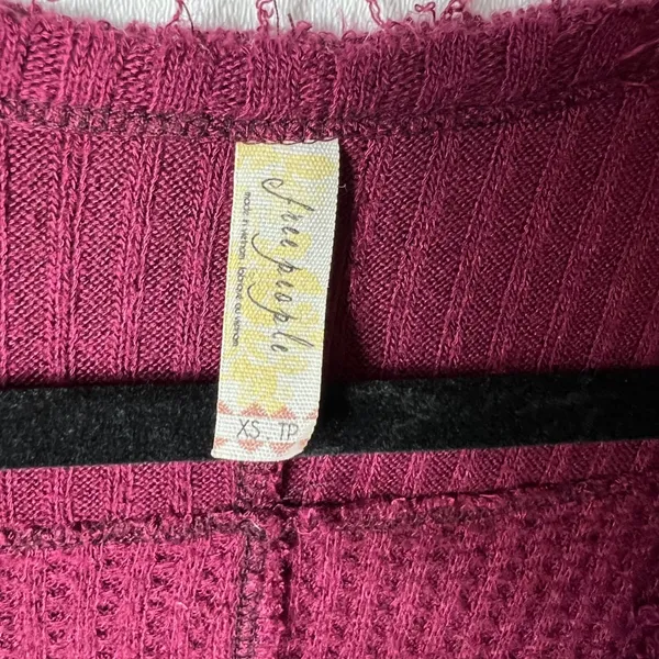 Free people red sunset park v neck thermal top women's size‎ XS oversized - Image 5