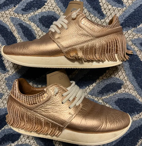 Esseutesse Fringe Sneakers - Image 4