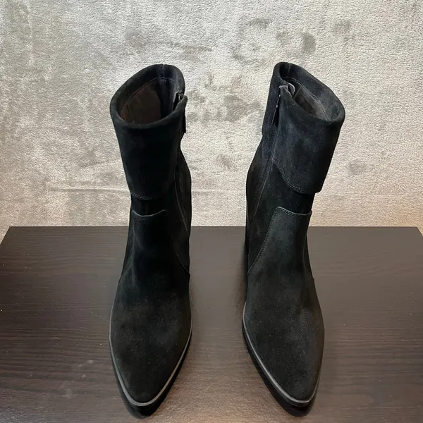 Blondo Women's Sinner Waterproof‎ Ankle Boot Womens size 9.5 Black - Image 2