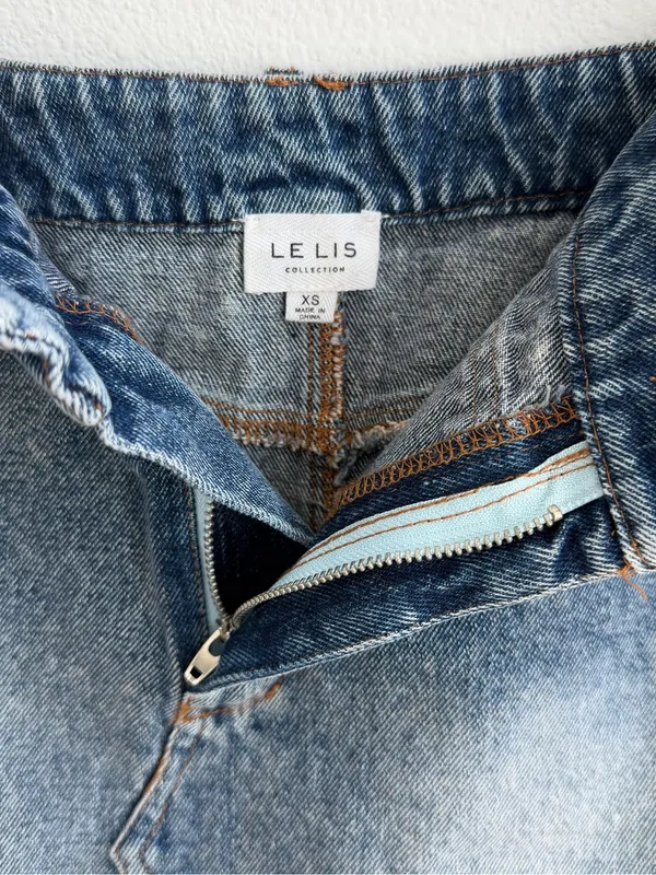 Le Lis Collection Denim Mini Skirt XS Blue Wash Cotton Y2K Casual - Image 6