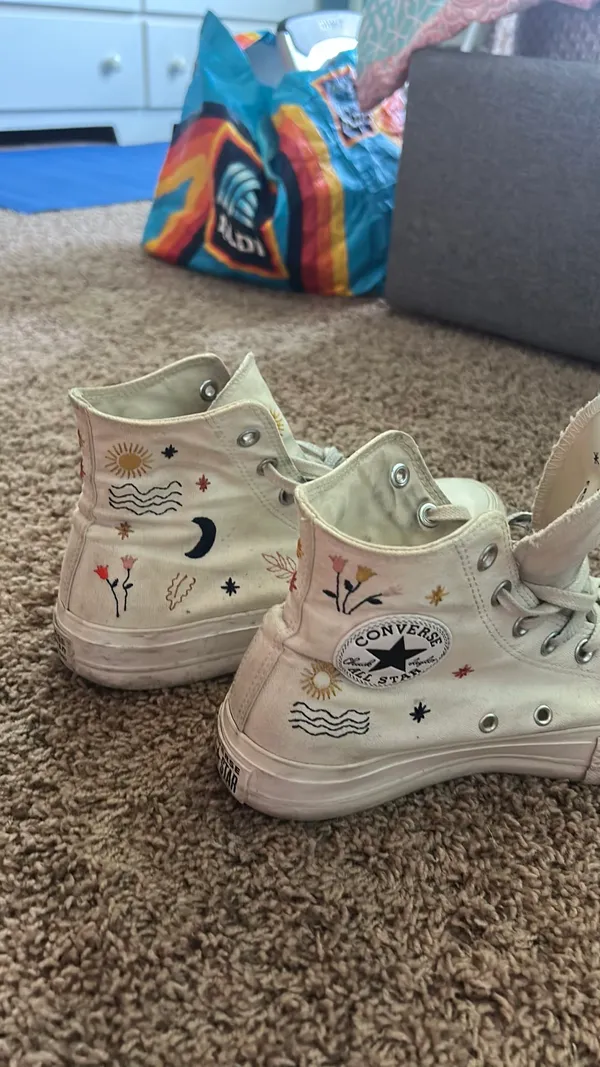 Converse All Star Embroidered Chuck Taylor Lift Platform - Image 5