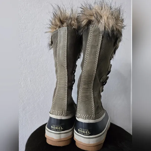 Sorel Women’s Waterproof Shearling Winter Boots Black/Green Size 9 - Image 3