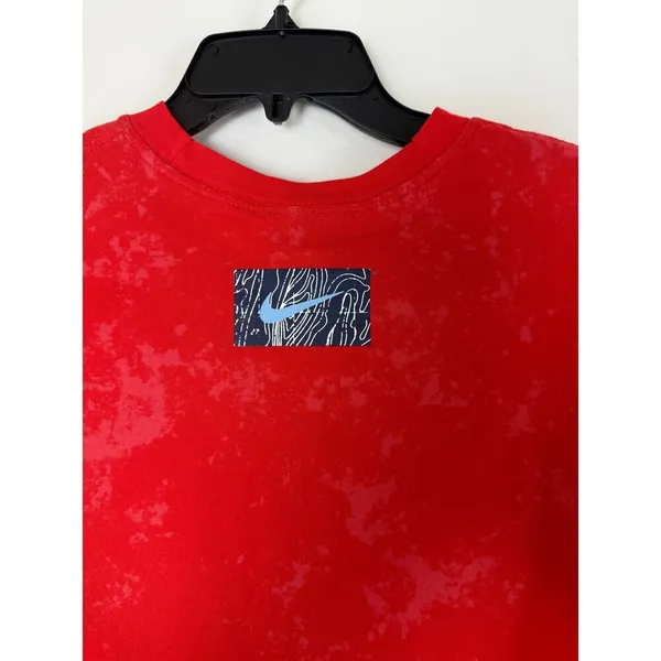 Nike Red Cropped T-Shirt - Size M - Great Condition! - Image 9