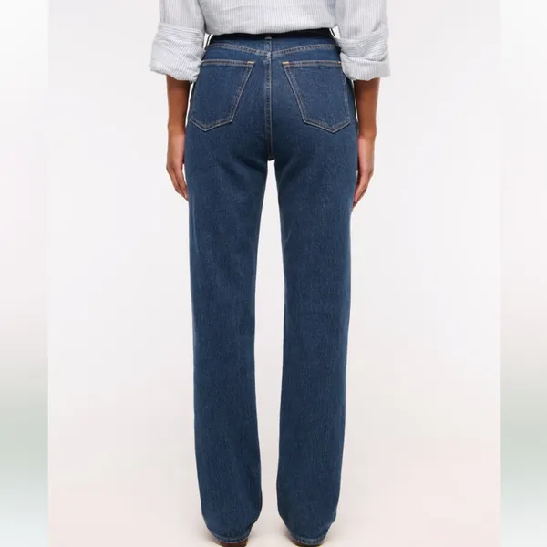 Abercrombie & Fitch Ultra High Rise 90s Slim Straight Jean - Image 3