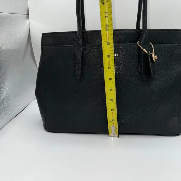 Coach Pebbled Leather Tote Bag Top Handle Black Gold Heart Charm Black Lining‎ - Image 3