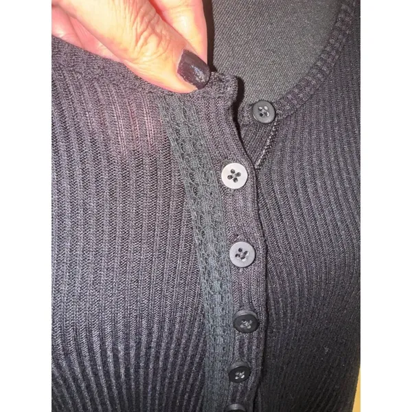 Black Leo Henley Waffle Knit - Image 15