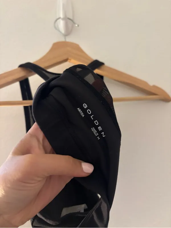 Aritzia golden LIFE strive sports bra in black - Image 3