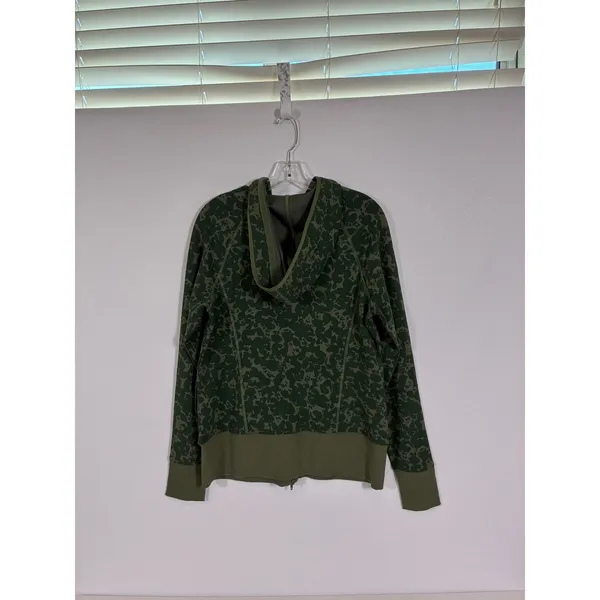 Cabi Marathon Jacket Womens M Green Camo Full Zip Hoodie Thumbholes 6030 - Image 13