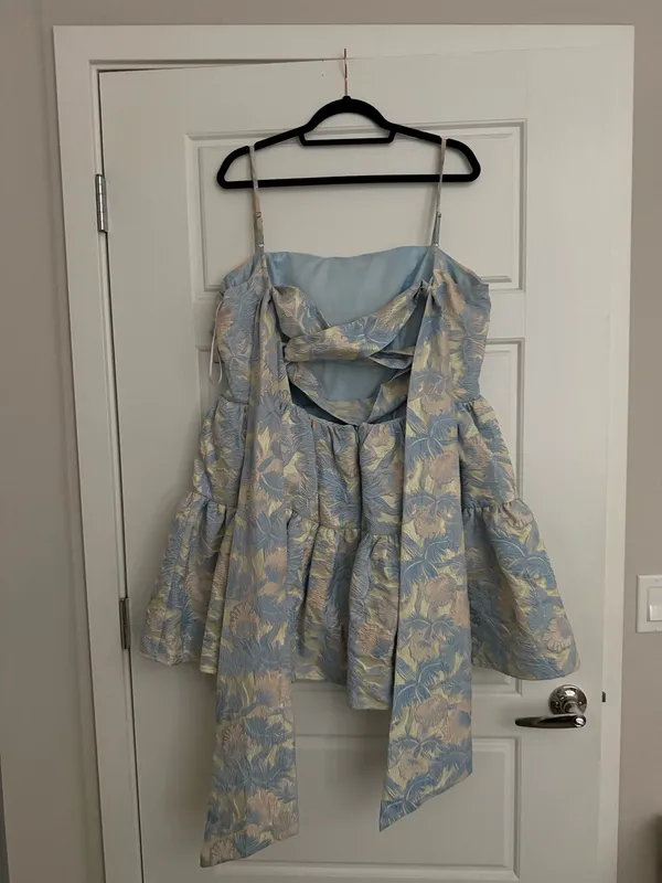 ASOS Blue and Cream Floral Tiered Party Dress with Back Tie - Image 2