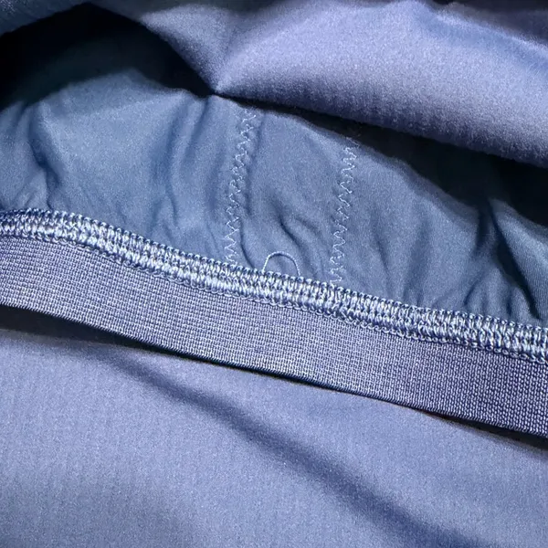 Lululemon Gathered Ribbed Long Sleeve V-Neck Ruched Top Blue Size 10 LW3FQYS - Image 6