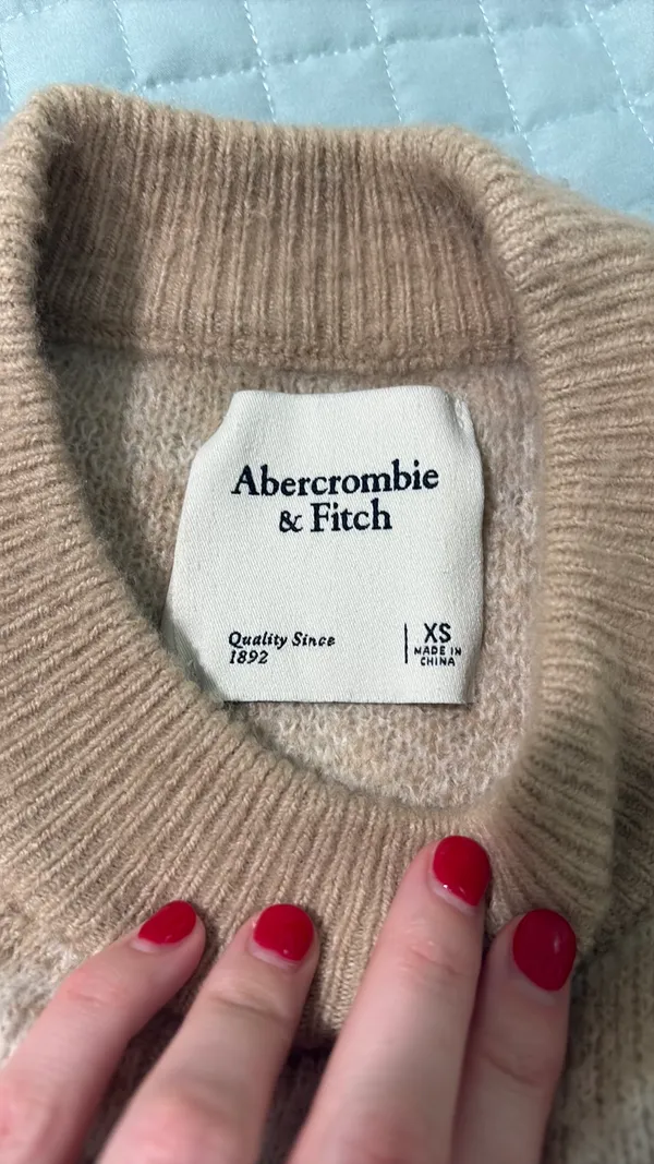 Abercrombie Houndstooth Sweater - Image 4