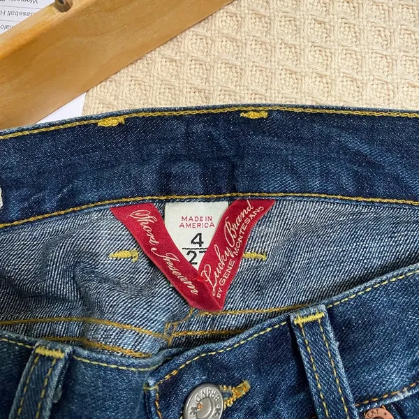 Women’s Lucky Brand jeans size 4 - Image 4