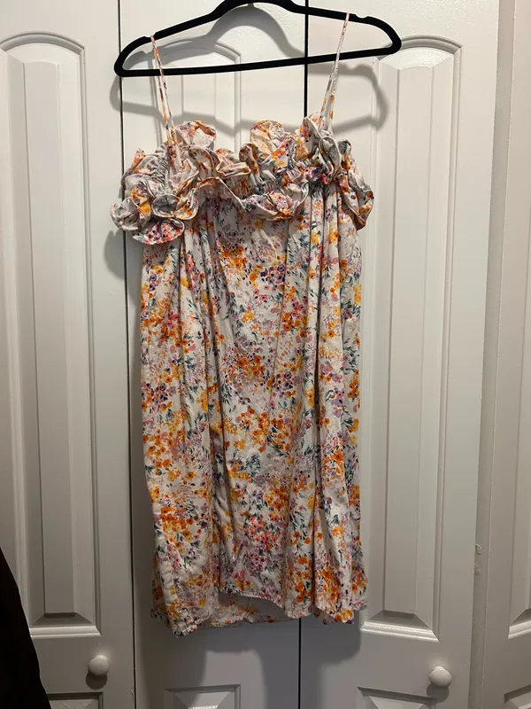 H&M Floral Mini Dress - Image 2