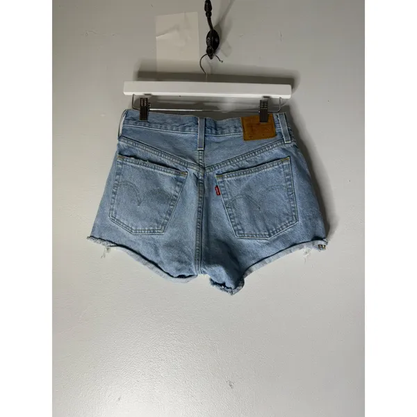 Levi's 501 cut off jean shorts light wash‎ distressed size 27 - Image 2