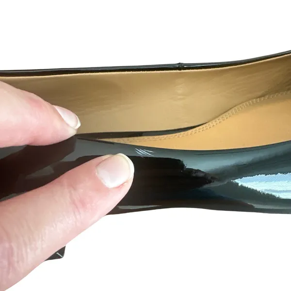 Tory Burch Gigi Black Patent Leather Block Heel Pumps Gold Logo Size 8.5 - Image 11